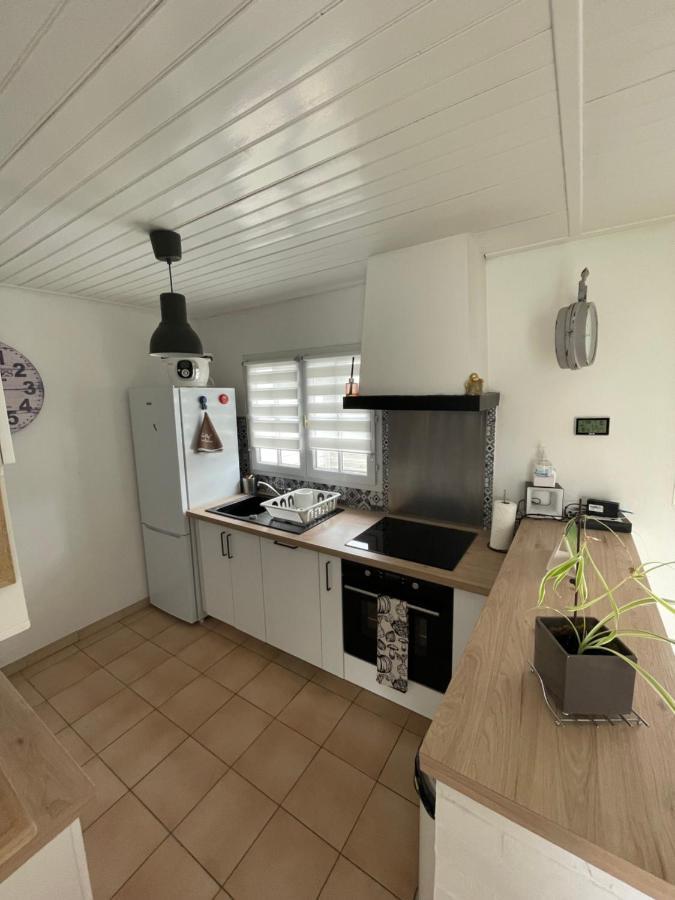 Petite Maison Au Calme, Dans Une Impasse L'Epine  Экстерьер фото